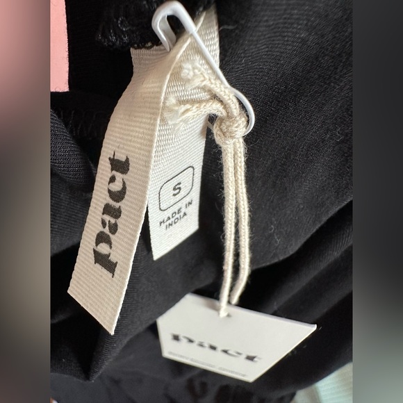 BRAND NEW FIT & FLARE COWL NECK JUMPSUIT - Picture 2 of 4